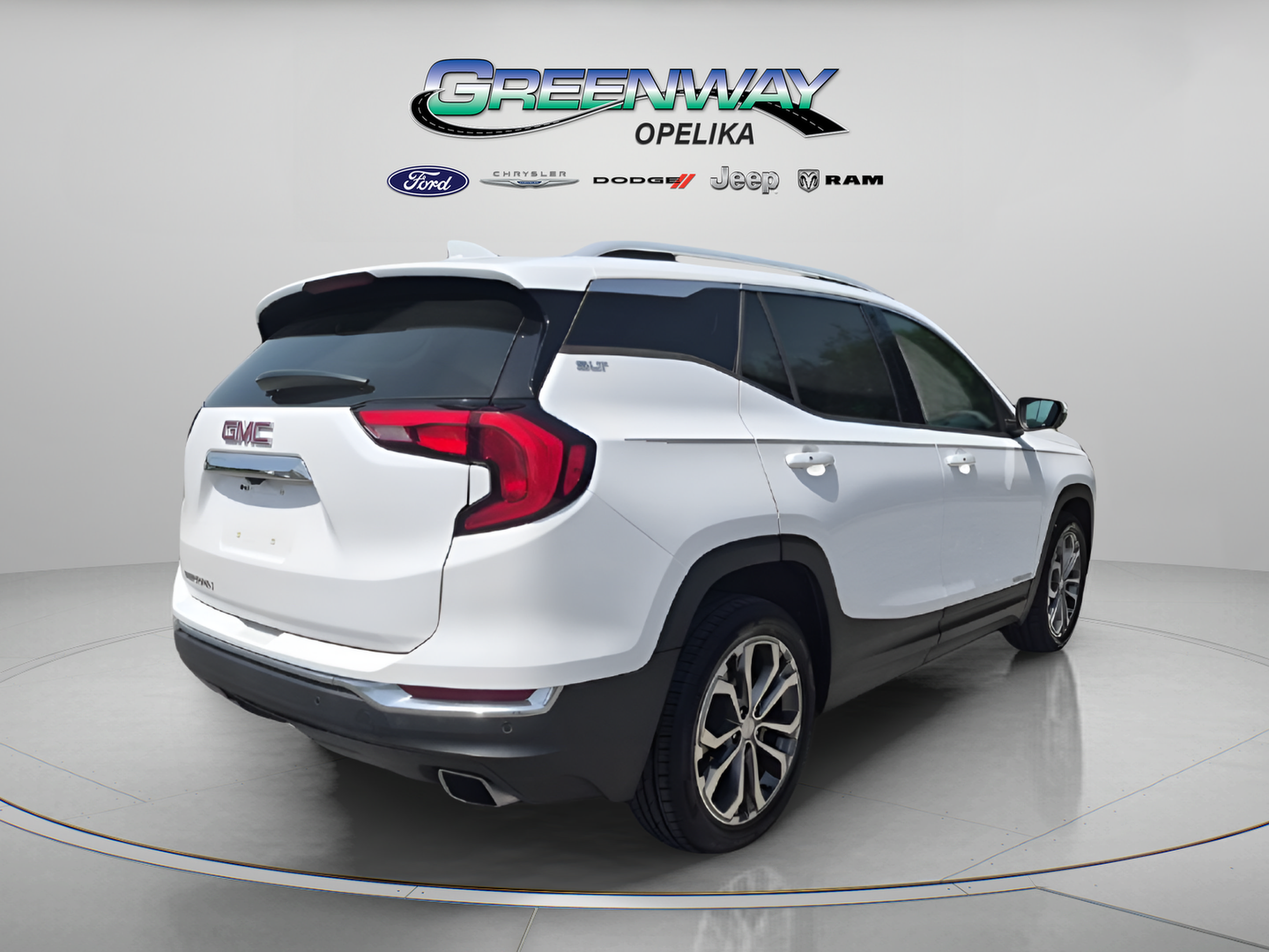 Used 2019 GMC Terrain SLT w/ Preferred Package FWD image 9