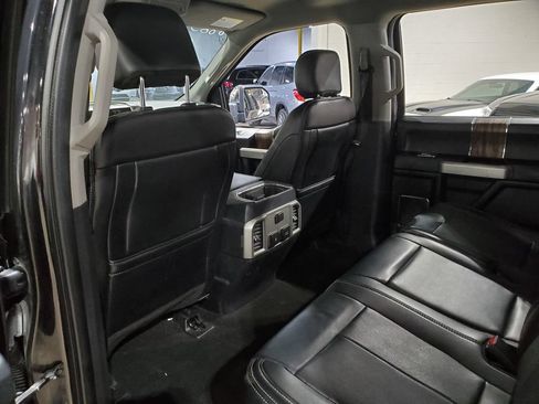 Used 2019 Ford F150 Lariat RWD image 22