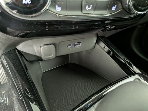 New 2025 Chevrolet Trax ACTIV w/ Driver Confidence Package image 23