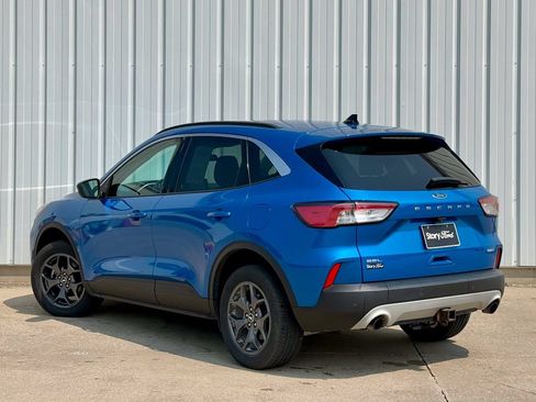 Used 2020 Ford Escape SEL AWD/4WD image 4