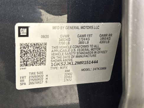 Used 2021 GMC Yukon XL Denali w/ Denali Premium Package image 35