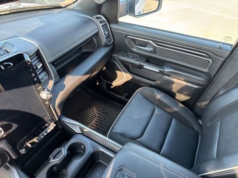 Used 2023 RAM 1500 Laramie AWD/4WD image 36