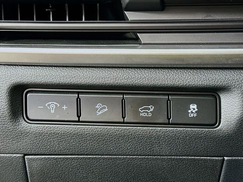Used 2025 Kia Telluride S AWD/4WD image 17