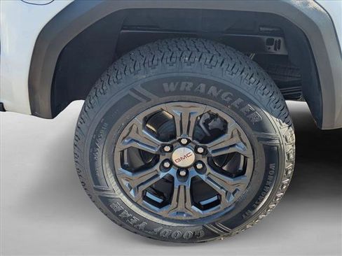 Used 2023 GMC Canyon Elevation w/ Convenience Package image 24