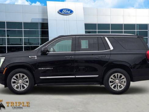 Used 2025 GMC Yukon Denali AWD/4WD image 3