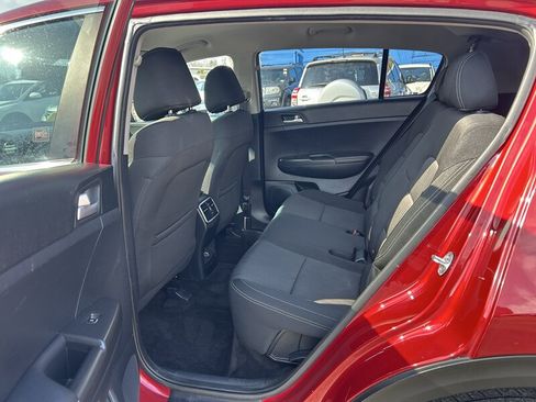 Used 2017 Kia Sportage LX AWD/4WD image 8