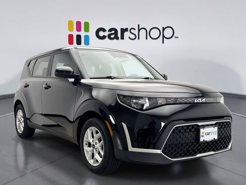 Used 2025 Kia Soul LX w/ LX Technology Package FWD image 7