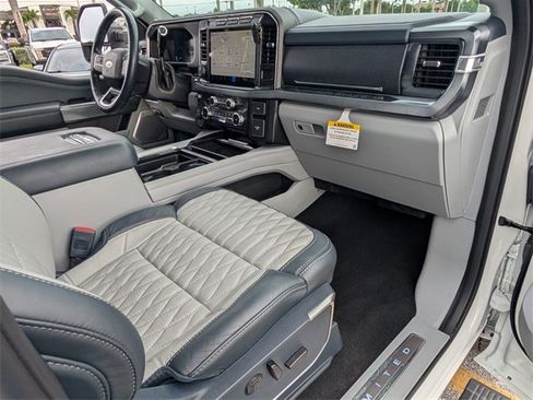 Used 2024 Ford F250 Limited image 18