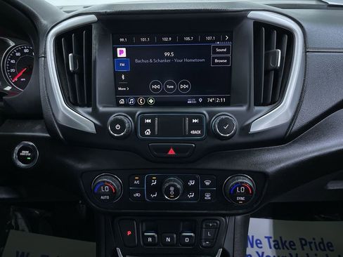 Used 2020 GMC Terrain SLT image 21