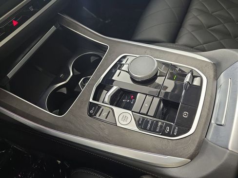 Certified 2023 BMW X7 xDrive40i w/ Premium Package image 29