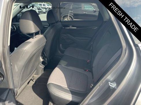 Used 2024 Kia Seltos S FWD image 3