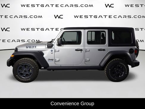 Used 2023 Jeep Wrangler Unlimited w/ Cold Weather Group AWD/4WD image 5