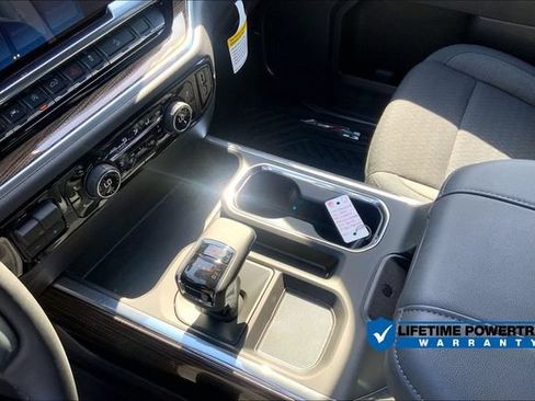 New 2025 Chevrolet Silverado 1500 LT Trail Boss w/ Convenience Package II AWD/4WD image 9