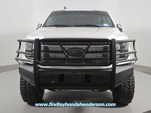 Used 2019 Ford F150 Lariat AWD/4WD image 8