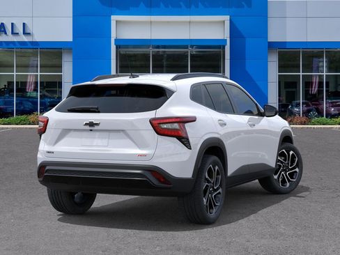 New 2026 Chevrolet Trax RS image 4