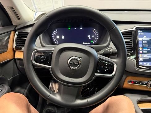 Used 2023 Volvo XC90 B6 Plus w/ Protection Package Premier AWD/4WD image 38