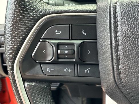 Used 2024 Toyota Tacoma TRD Off-Road AWD/4WD image 24