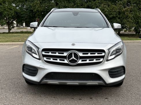 Used 2018 Mercedes-Benz GLA 250 4MATIC image 2