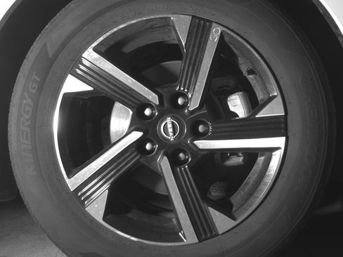 Used 2025 Nissan Sentra SV FWD image 13