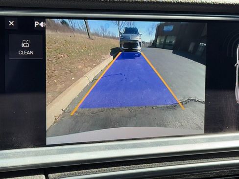 Used 2019 Porsche Panamera 4 image 22