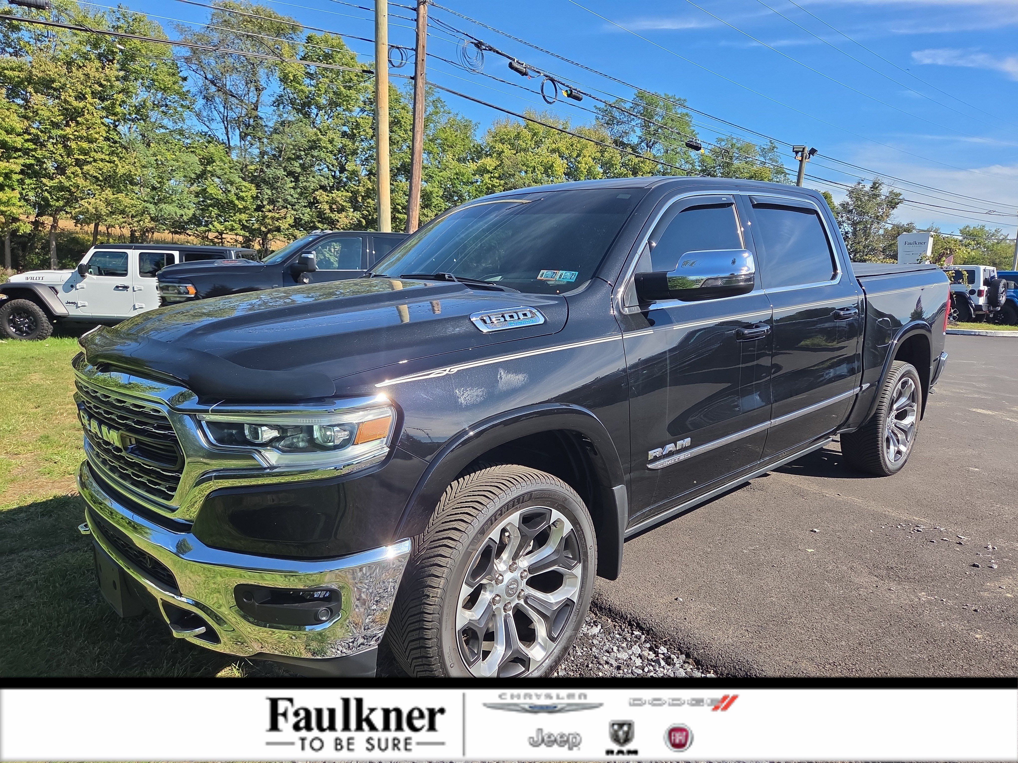 Used 2024 RAM 1500 Limited AWD/4WD image 1