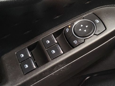 Used 2020 Ford Escape SE image 27