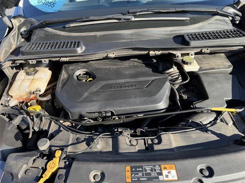 Used 2014 Ford Escape SE w/ Equipment Group 201A AWD/4WD image 15