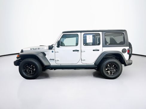 Used 2023 Jeep Wrangler Unlimited w/ Cold Weather Group AWD/4WD image 4