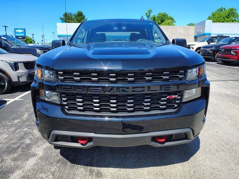 Used 2021 Chevrolet Silverado 1500 Custom Trail Boss w/ Midnight Edition AWD/4WD image 2