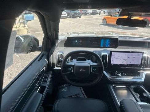 New 2027 Ford Expedition Platinum w/ Stealth Performance Package AWD/4WD image 26