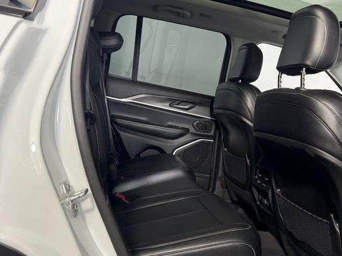 Used 2023 Jeep Grand Cherokee 4WD 4xe image 27