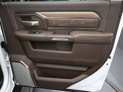 New 2026 RAM 2500 Limited image 13