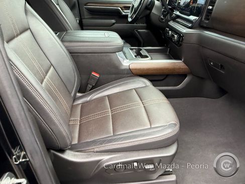 Used 2024 Chevrolet Silverado 3500 High Country image 13