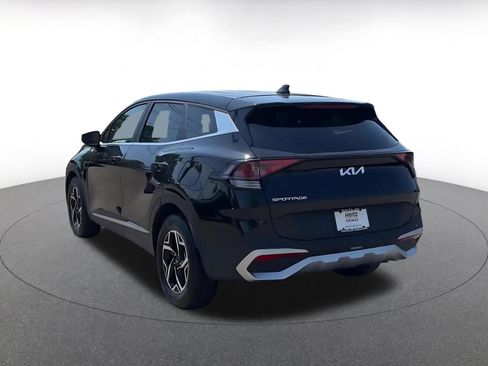 Used 2025 Kia Sportage LX FWD image 11