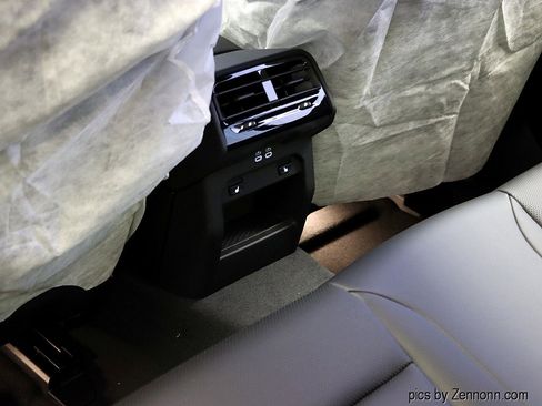 New 2026 BMW 530i xDrive w/ M Sport Package image 14