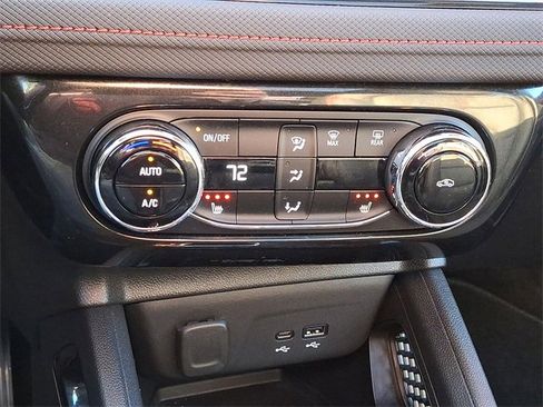 Used 2024 Chevrolet TrailBlazer RS w/ Convenience Package image 17