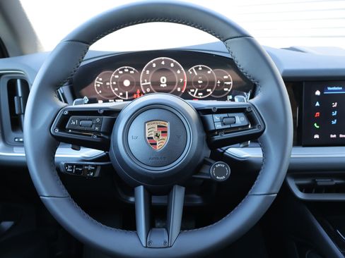 New 2026 Porsche Cayenne image 15