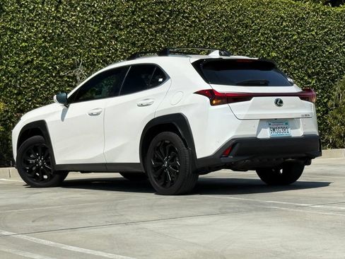 Certified 2024 Lexus UX 250h FWD image 2