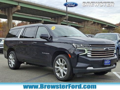 Used 2022 Chevrolet Suburban High Country image 1