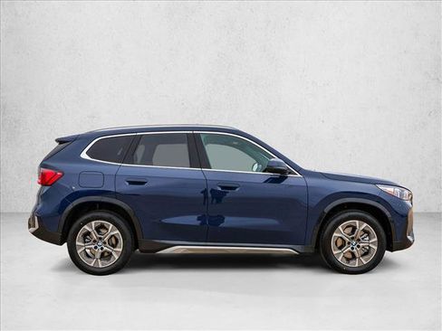 New 2026 BMW X1 xDrive28i w/ Convenience Package AWD/4WD image 4
