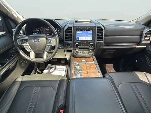 Used 2018 Ford Expedition Platinum AWD/4WD image 14