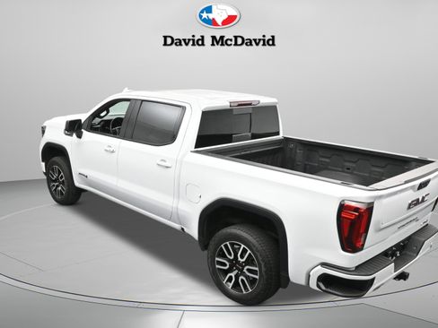 Used 2024 GMC Sierra 1500 AT4 w/ AT4 Preferred Package image 10