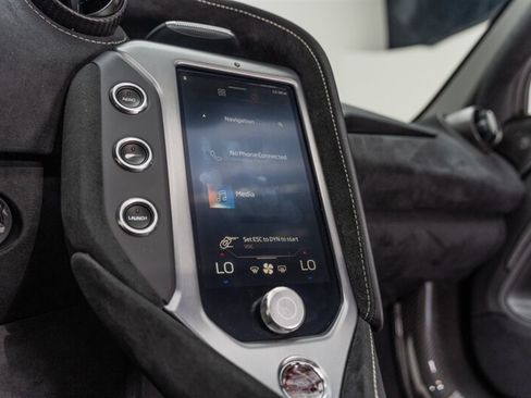 Used 2024 McLaren 750S Spider RWD image 81