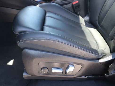 Used 2023 BMW X4 xDrive30i w/ M Sport Package image 17