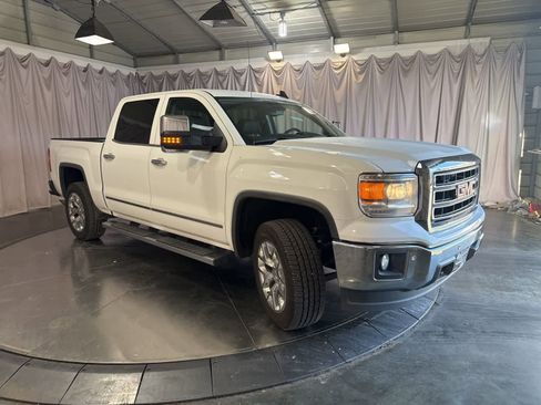 Used 2015 GMC Sierra 1500 SLT w/ SLT Crew Cab Value Package image 3