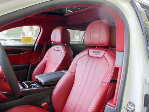 Used 2024 Bentley Flying Spur V8 AWD/4WD image 8