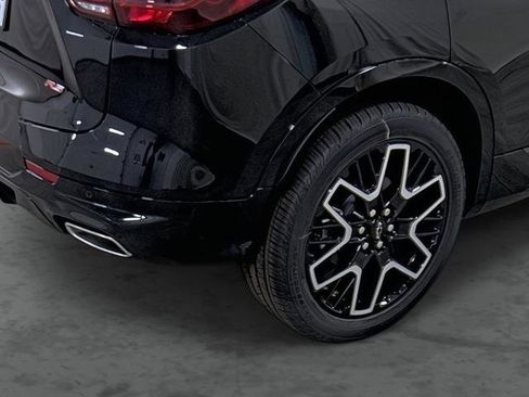 New 2025 Chevrolet Blazer RS w/ Driver Confidence II Package image 12