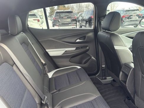 Used 2024 Buick Envista Preferred w/ Convenience I Package image 17