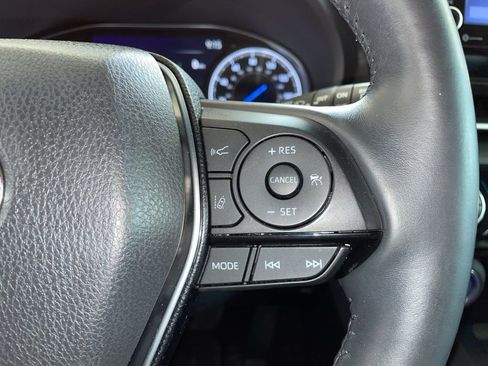 Used 2021 Toyota Venza XLE w/ Softex Package image 25