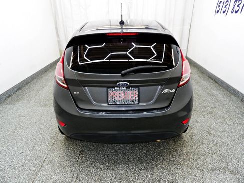 Used 2019 Ford Fiesta SE image 5